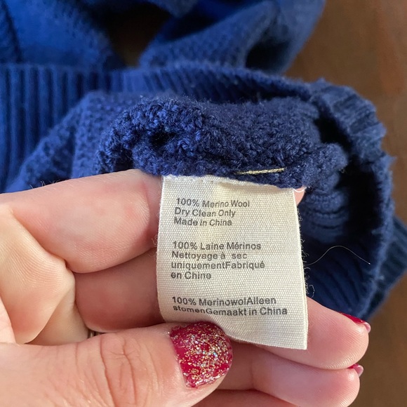 XL Merino Wool sweater from UBB - Picture 3 of 3